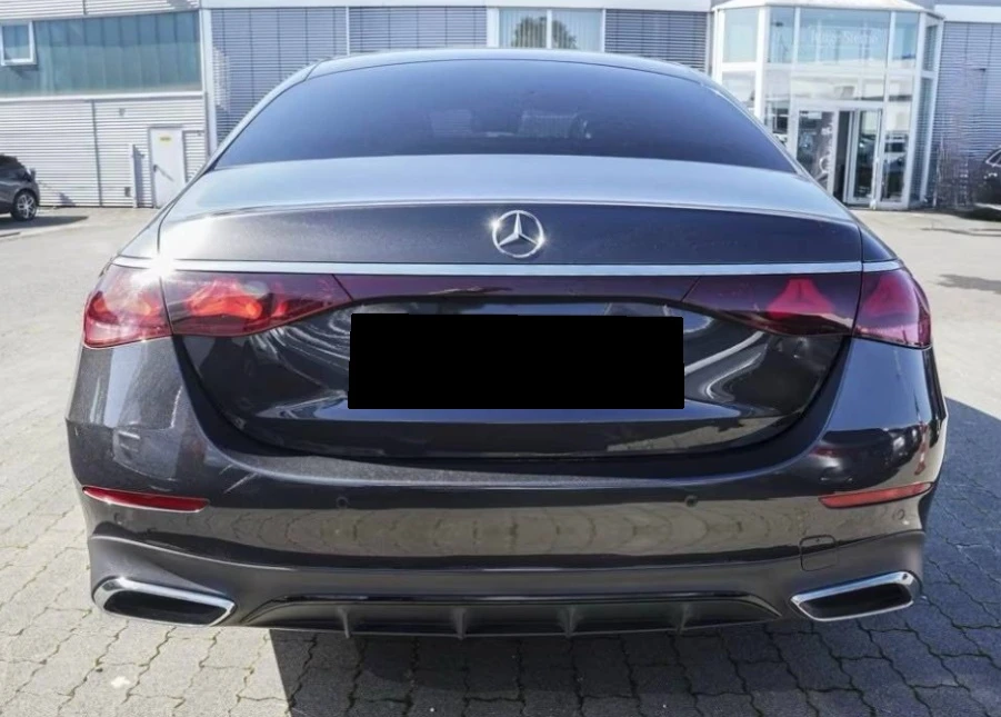 Mercedes-Benz E 300 de 4Matic AMG Line, снимка 2 - Автомобили и джипове - 54510900