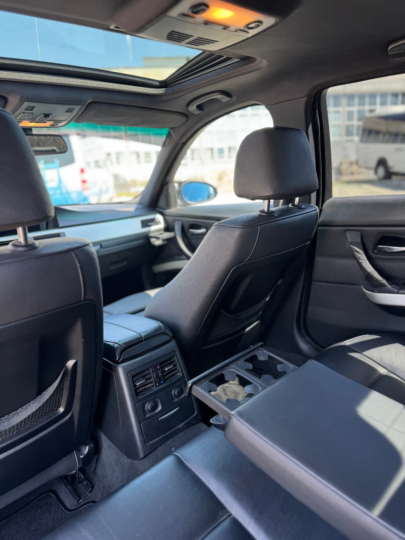 BMW 335 M pack/Keyless , снимка 9 - Автомобили и джипове - 54790732