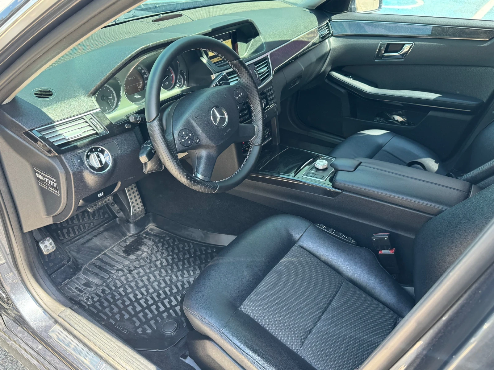 Mercedes-Benz E 350 3.5 CDI, снимка 12 - Автомобили и джипове - 55023215