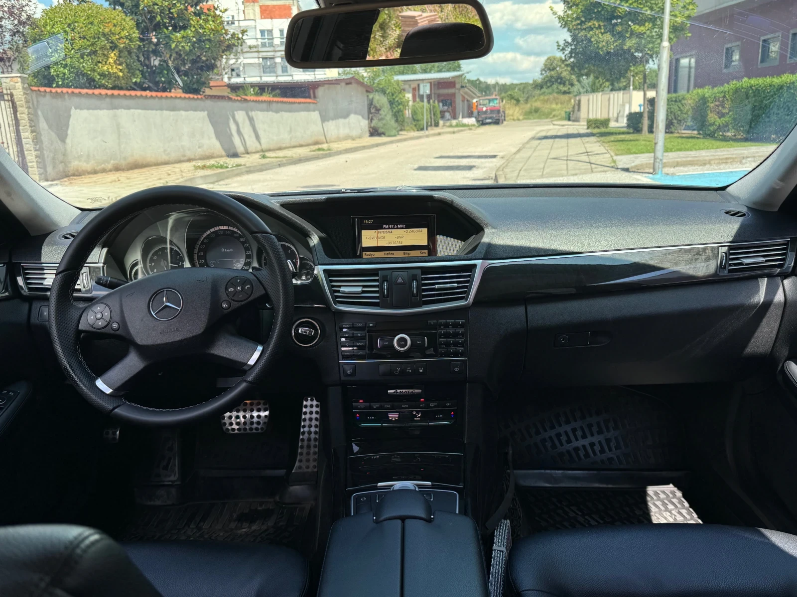 Mercedes-Benz E 350 3.5 CDI, снимка 13 - Автомобили и джипове - 55023215