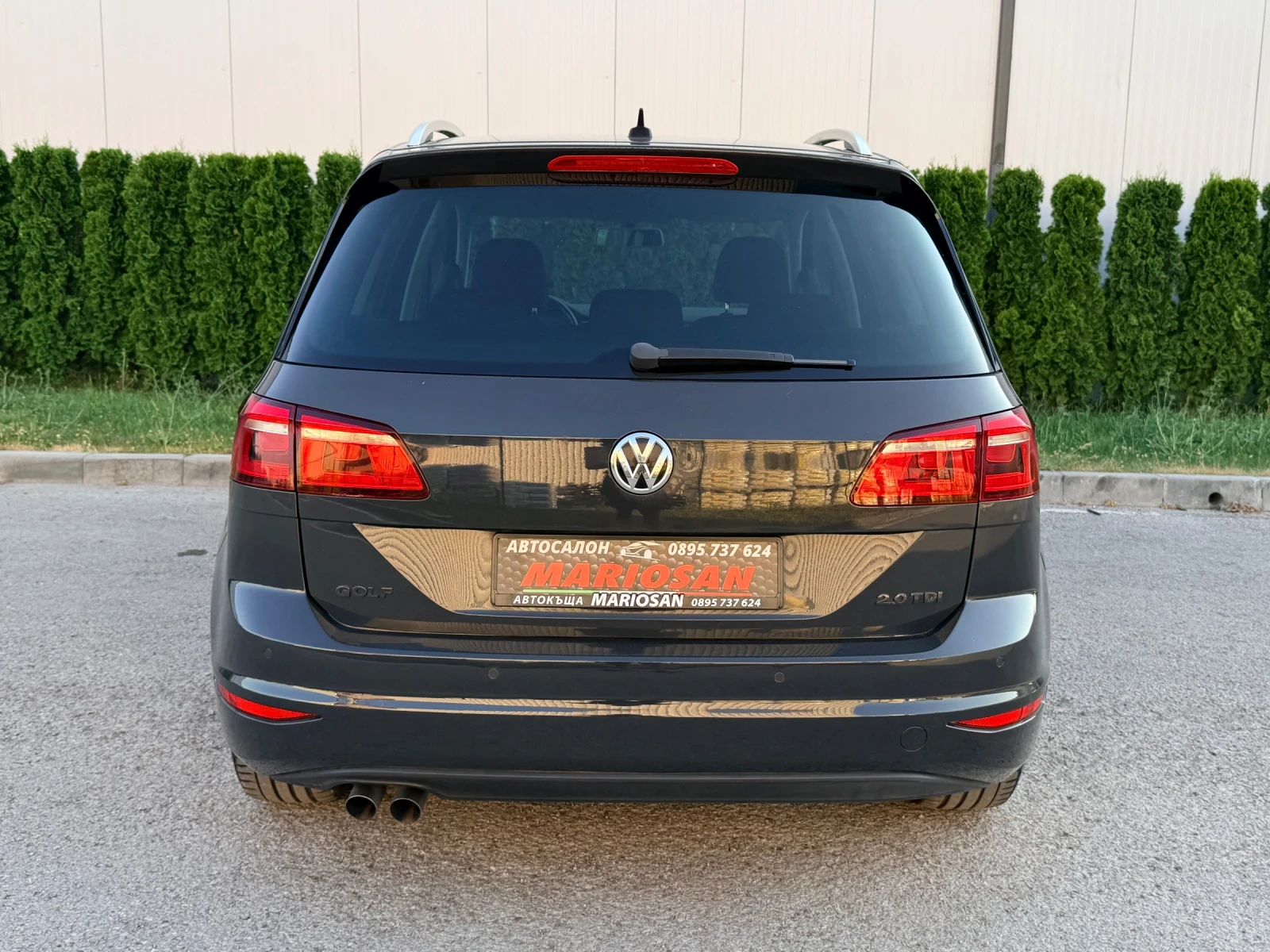 VW Sportsvan Highline 2.0 TDI* DSG* ACC* NAVI* Сервизна история, снимка 5 - Автомобили и джипове - 55107926