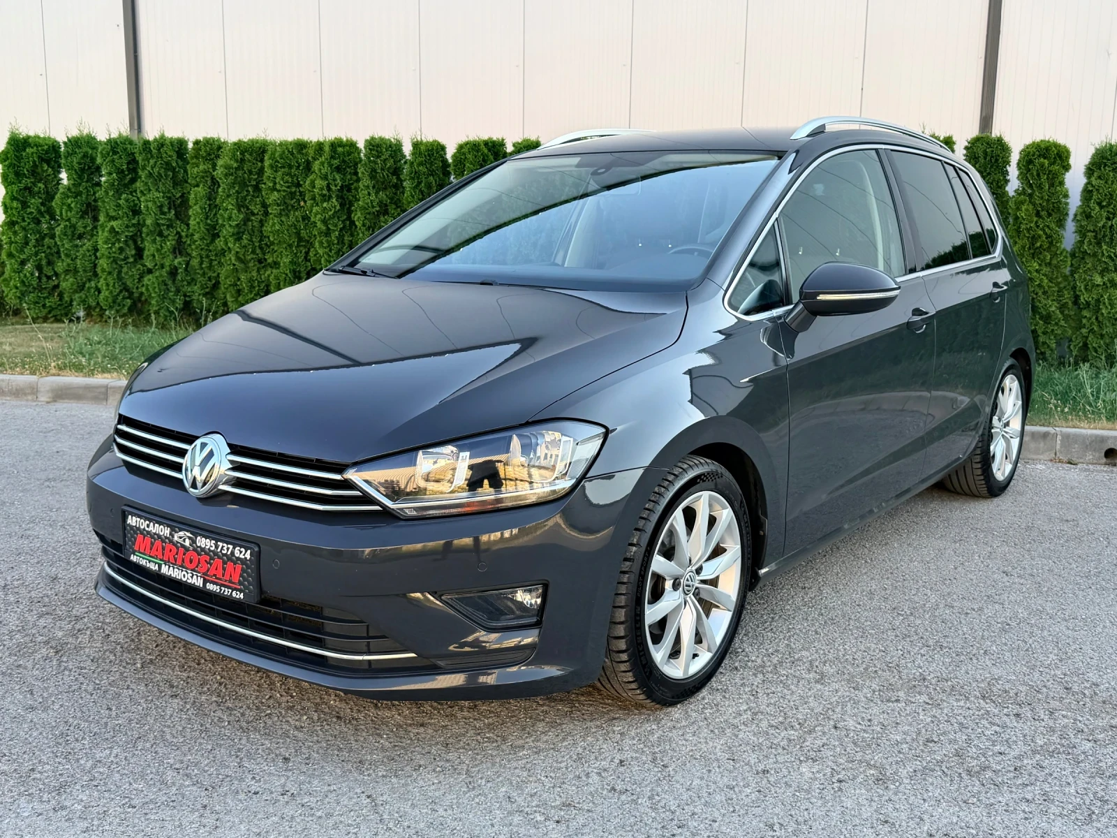 VW Sportsvan Highline 2.0 TDI* DSG* ACC* NAVI* Сервизна история