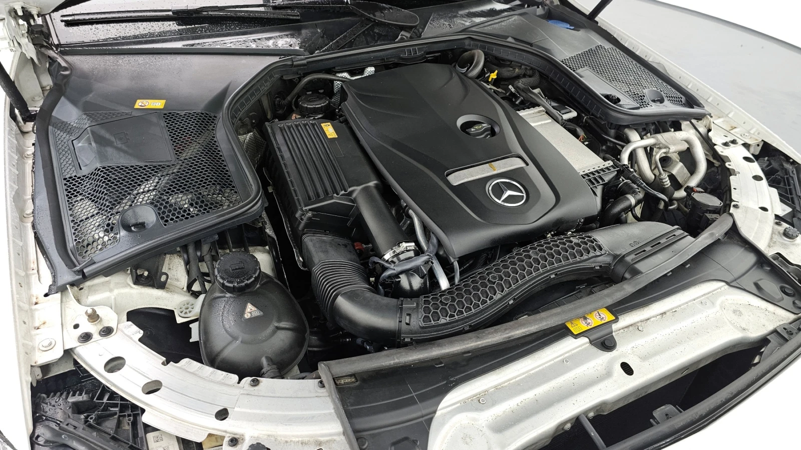 Mercedes-Benz C 200 2.0 7G-Tronic Plus , снимка 5 - Автомобили и джипове - 55309373