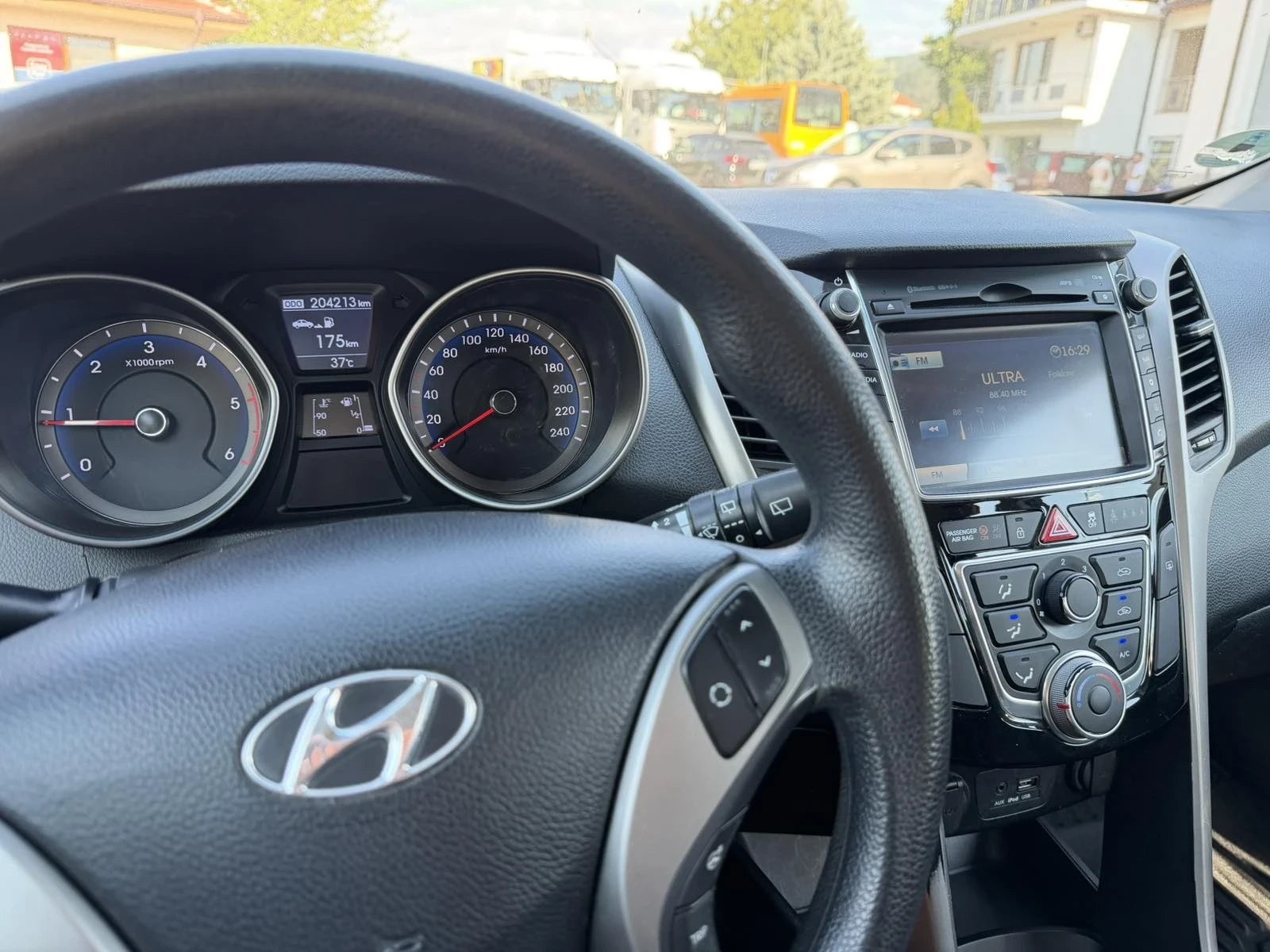Hyundai I30 | Mobile.bg � ����������� 10