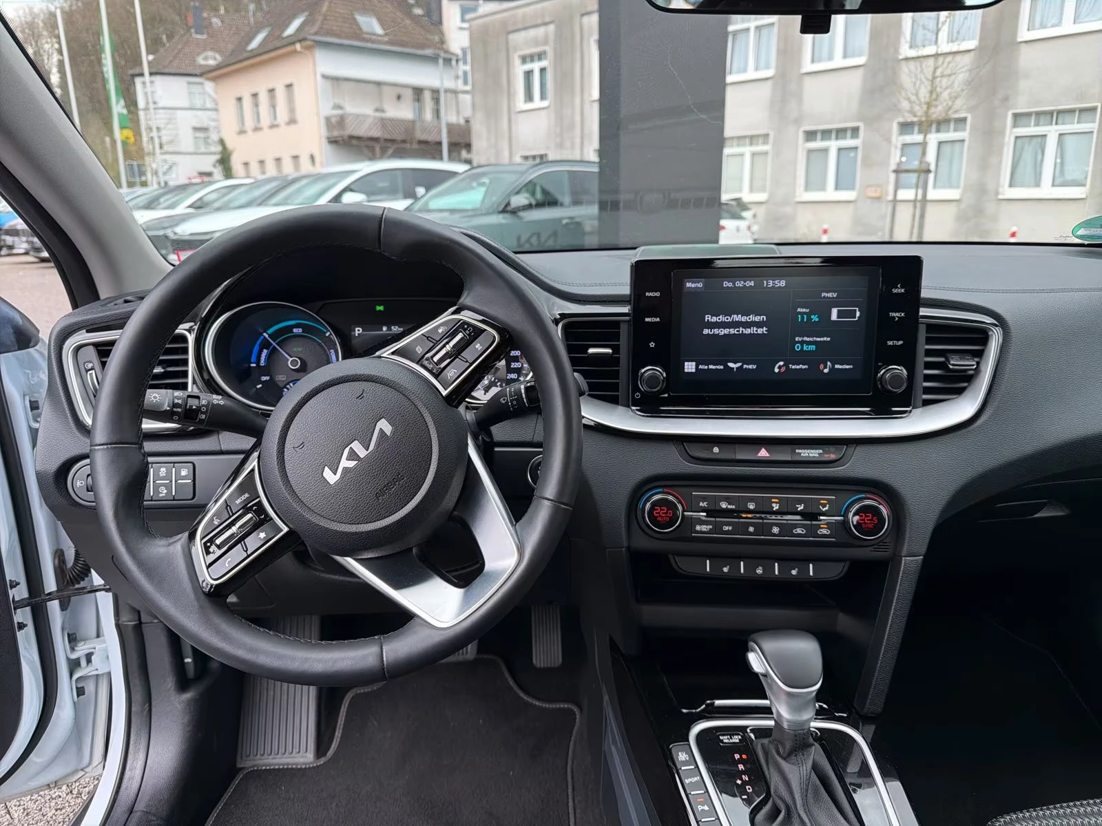 Kia XCeed PHEV/141HP/VISION/CAM/KLESS/CPLAY/NAVI/581q, снимка 6 - Автомобили и джипове - 55613725