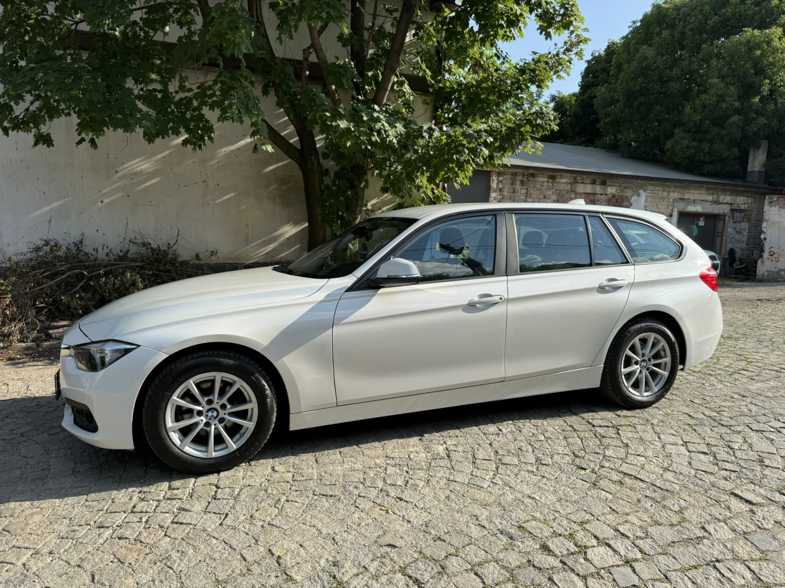 BMW 318 FACELIFT, снимка 7 - Автомобили и джипове - 55847550