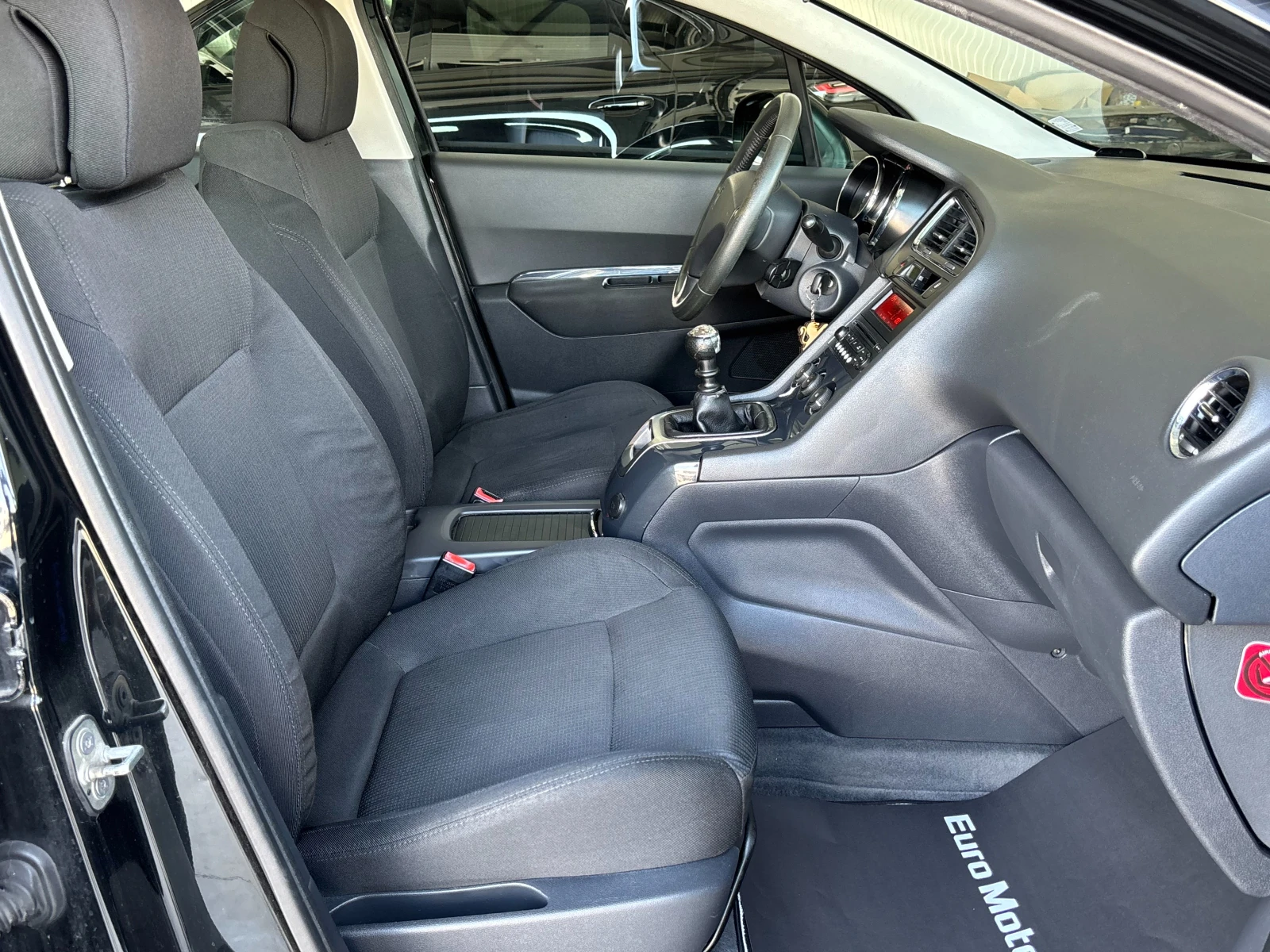 Peugeot 5008 1.6 HDI | Mobile.bg � ����������� 10