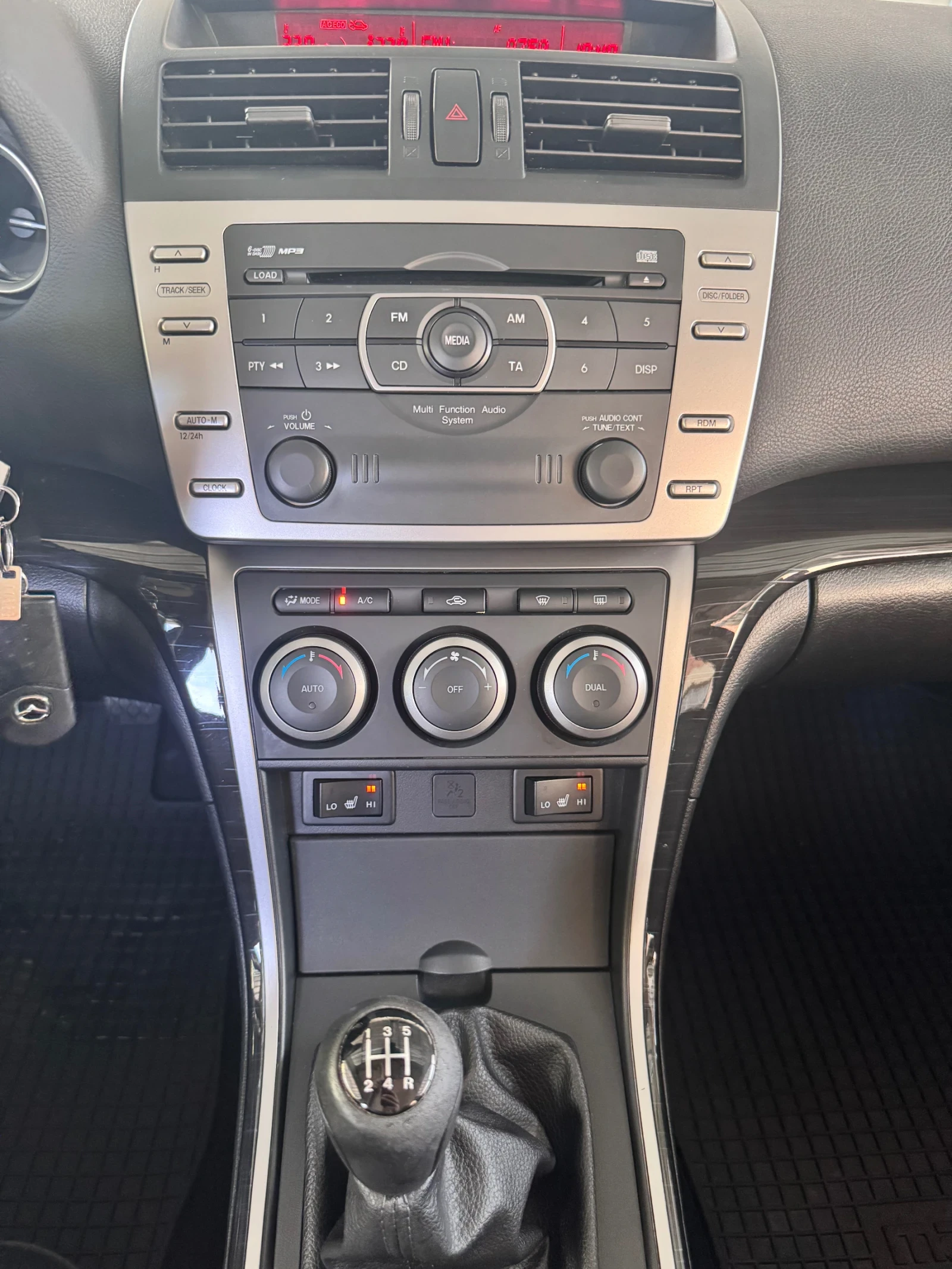 Mazda 6 1.8i* UNIKAT* 184000km* Xenon, снимка 12 - Автомобили и джипове - 55879229