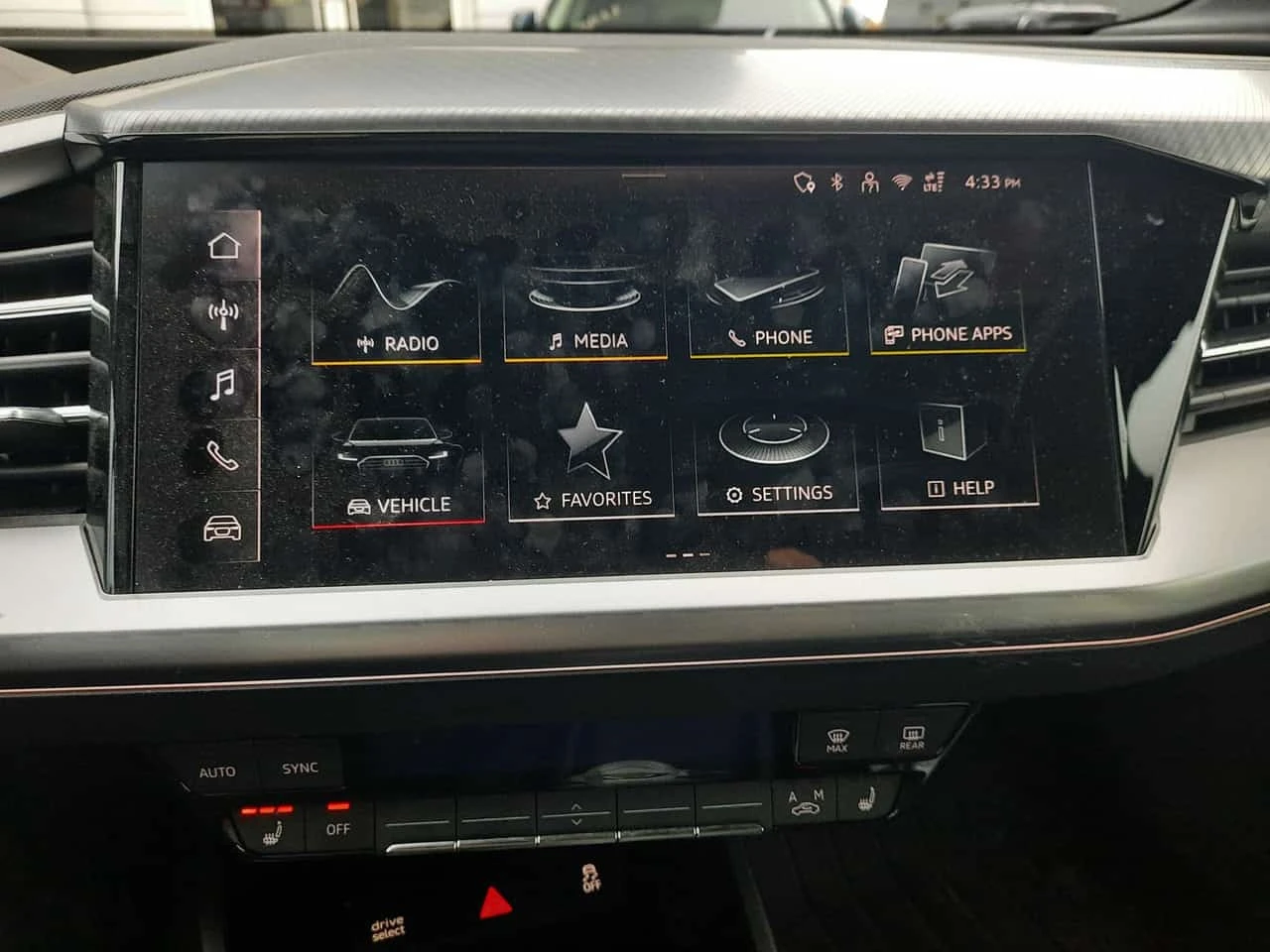 Audi E-Tron * 55 quattro * CARFAX * ����� �� ����������� | Mobile.bg � ����������� 9