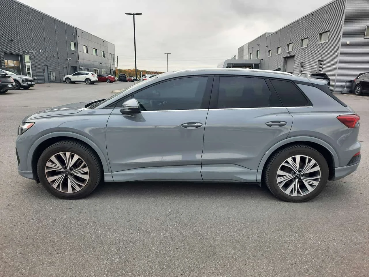 Audi E-Tron * 55 quattro * CARFAX * ����� �� ����������� | Mobile.bg � ����������� 2