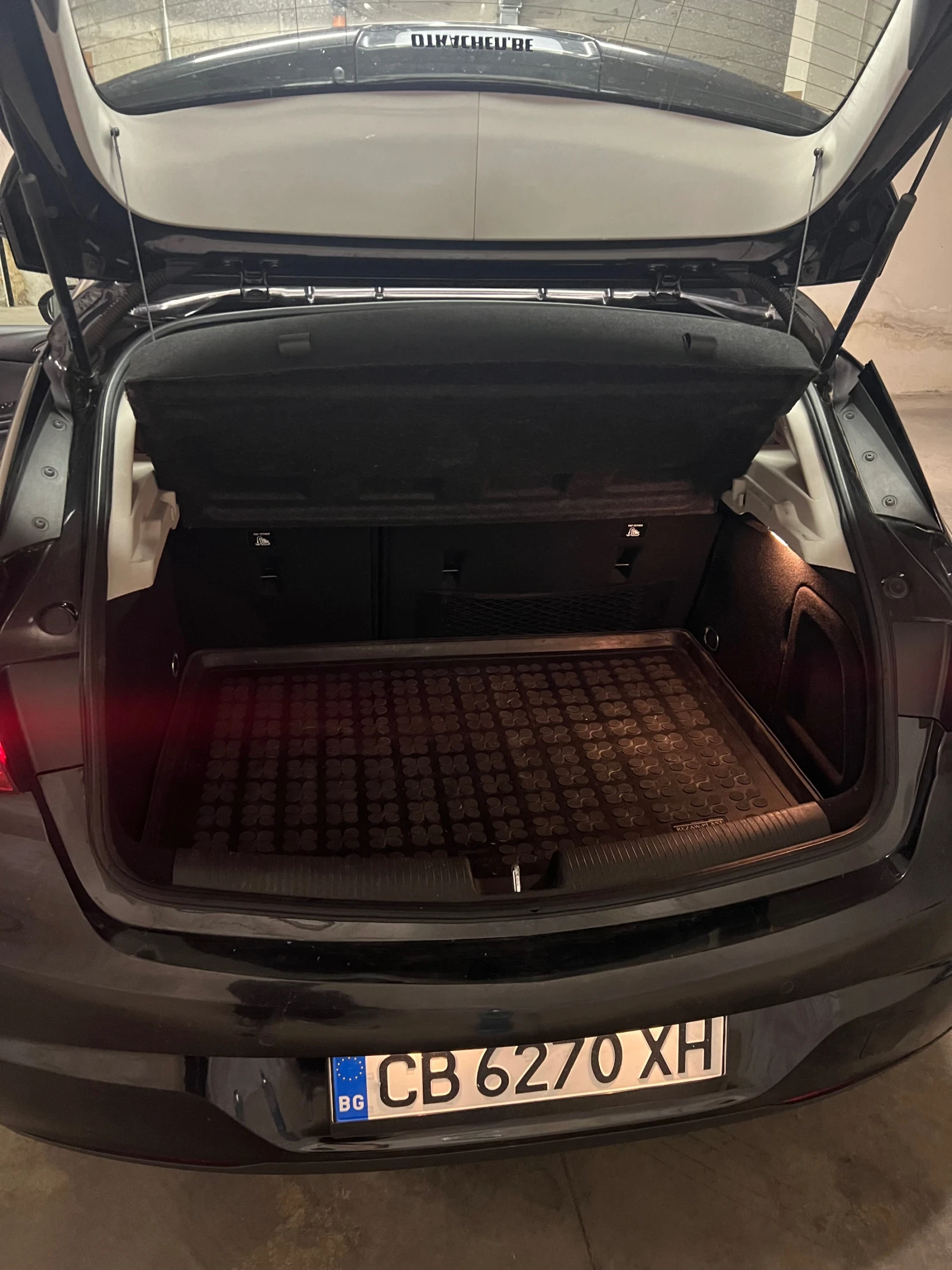Opel Astra, снимка 11 - Автомобили и джипове - 56653922