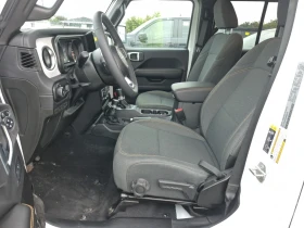 Jeep Wrangler Sahara* CARFAX* АВТОКРЕДИТ БЕЗ ПЪРВОНАЧАЛНА ВНОСКА, снимка 2