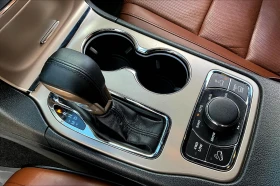 Jeep Grand cherokee SUMMIT V8 HEMI ДИСТРОНИК HARMAN KARDON ТЕЛЕВИЗОРИ - 38000 лв. / 19429.09 € - 17954984 11