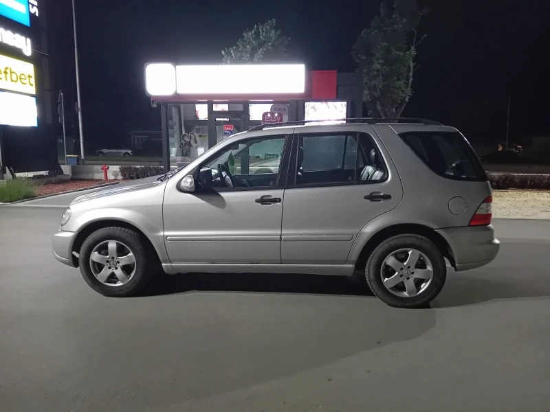 Mercedes-Benz ML 270 2.7, снимка 8 - Автомобили и джипове - 45925928