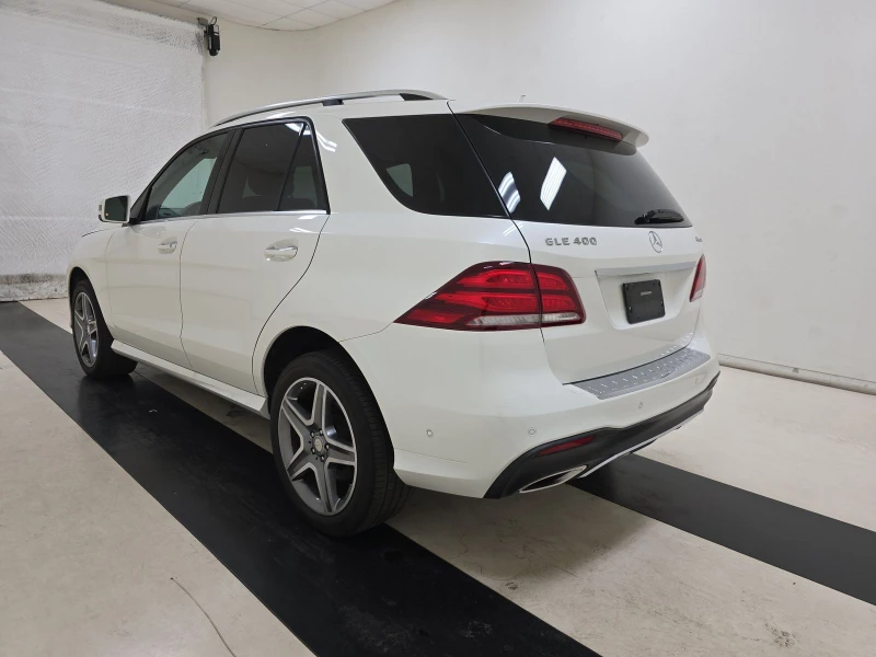 Mercedes-Benz GLE 400 4MATIC* AMG* LED* Harman* Distronic* М.точка* Подг, снимка 4 - Автомобили и джипове - 49505933