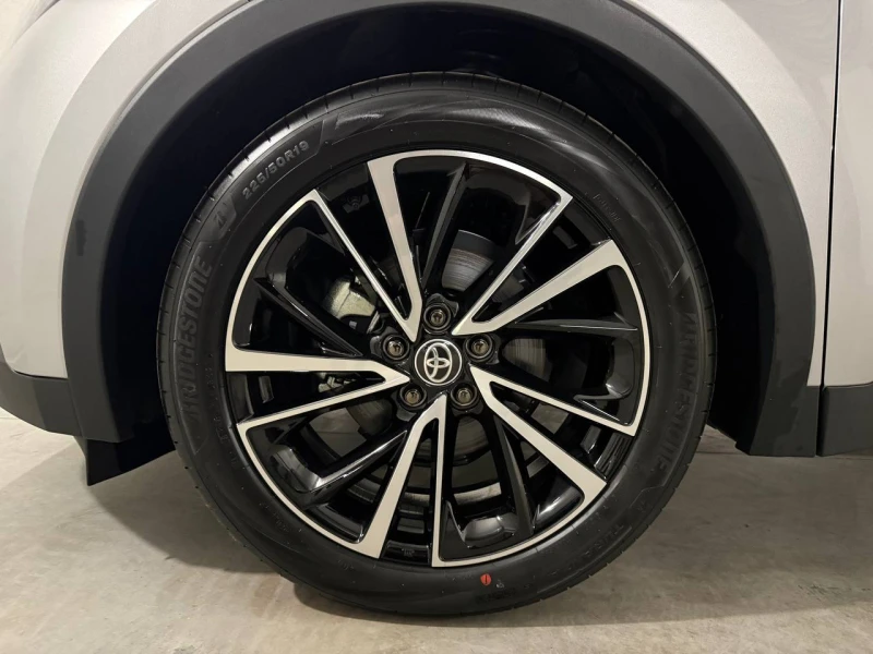 Toyota C-HR 2.0 Lounge* НАЛИЧНА JBL* Memory* 15 Години Гаранци, снимка 9 - Автомобили и джипове - 51753719