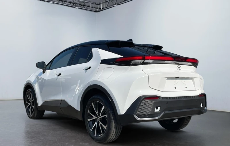 Toyota C-HR 2.0 PLUG-IN HYBRID TEAMPLAYER LED CAMERA NAVI, снимка 5 - Автомобили и джипове - 51508649