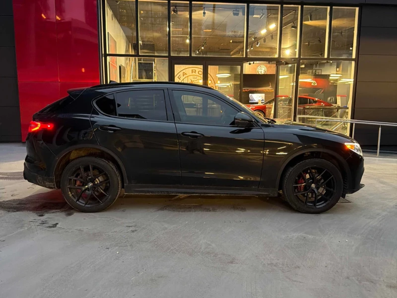 Alfa Romeo Stelvio SPORT CARFAX АВТО КРЕДИТ , снимка 5 - Автомобили и джипове - 52738719