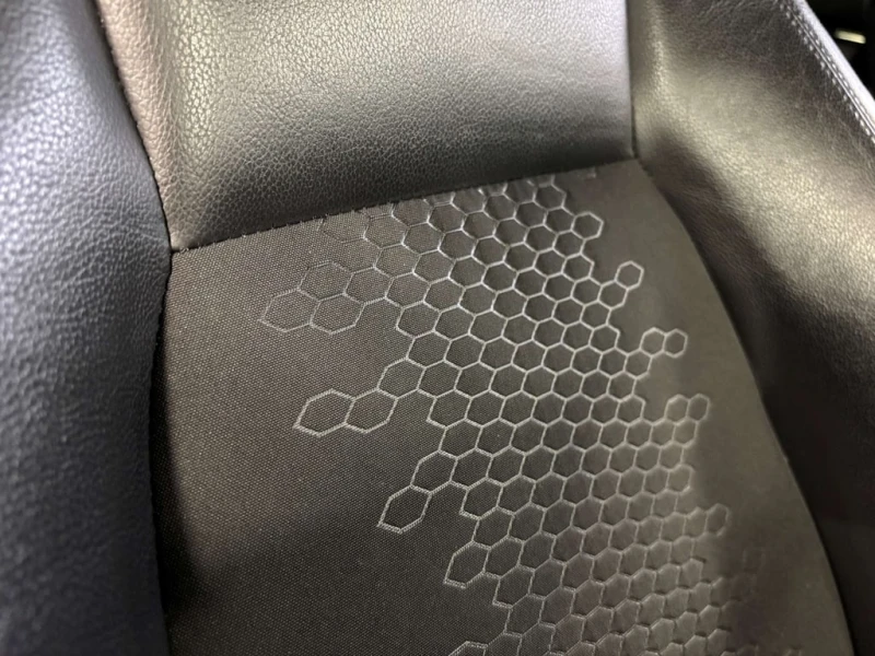 Land Rover Discovery Sport * SE * CARFAX * ЦЕНА ДО БГ, снимка 16 - Автомобили и джипове - 53234024