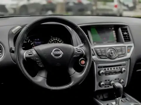 Nissan Pathfinder CARFAX, снимка 7 - Автомобили и джипове - 55162269