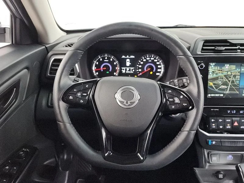 SsangYong Tivoli 1.6 173910 Automatic, снимка 14 - Автомобили и джипове - 55749296