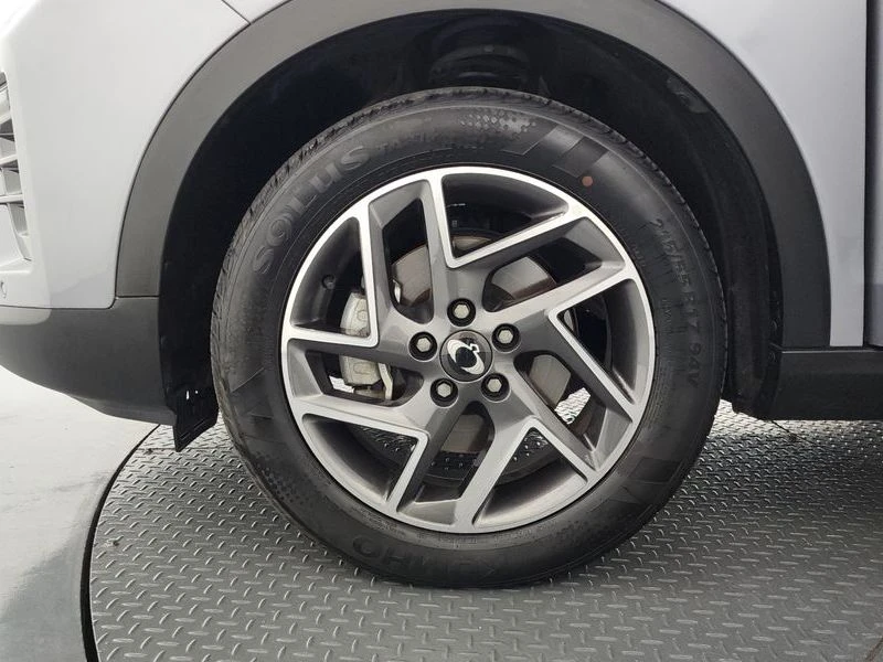 SsangYong Tivoli 1.6 173910 Automatic, снимка 5 - Автомобили и джипове - 55749296