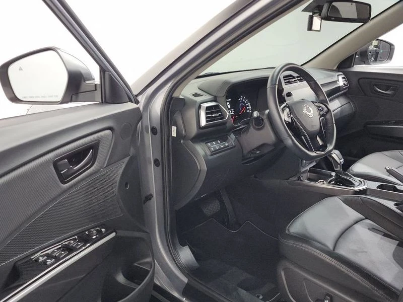 SsangYong Tivoli 1.6 173910 Automatic, снимка 10 - Автомобили и джипове - 55749296