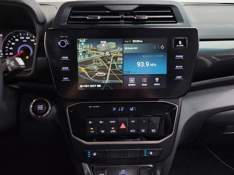 SsangYong Tivoli 1.6 173910 Automatic, снимка 13 - Автомобили и джипове - 55749296