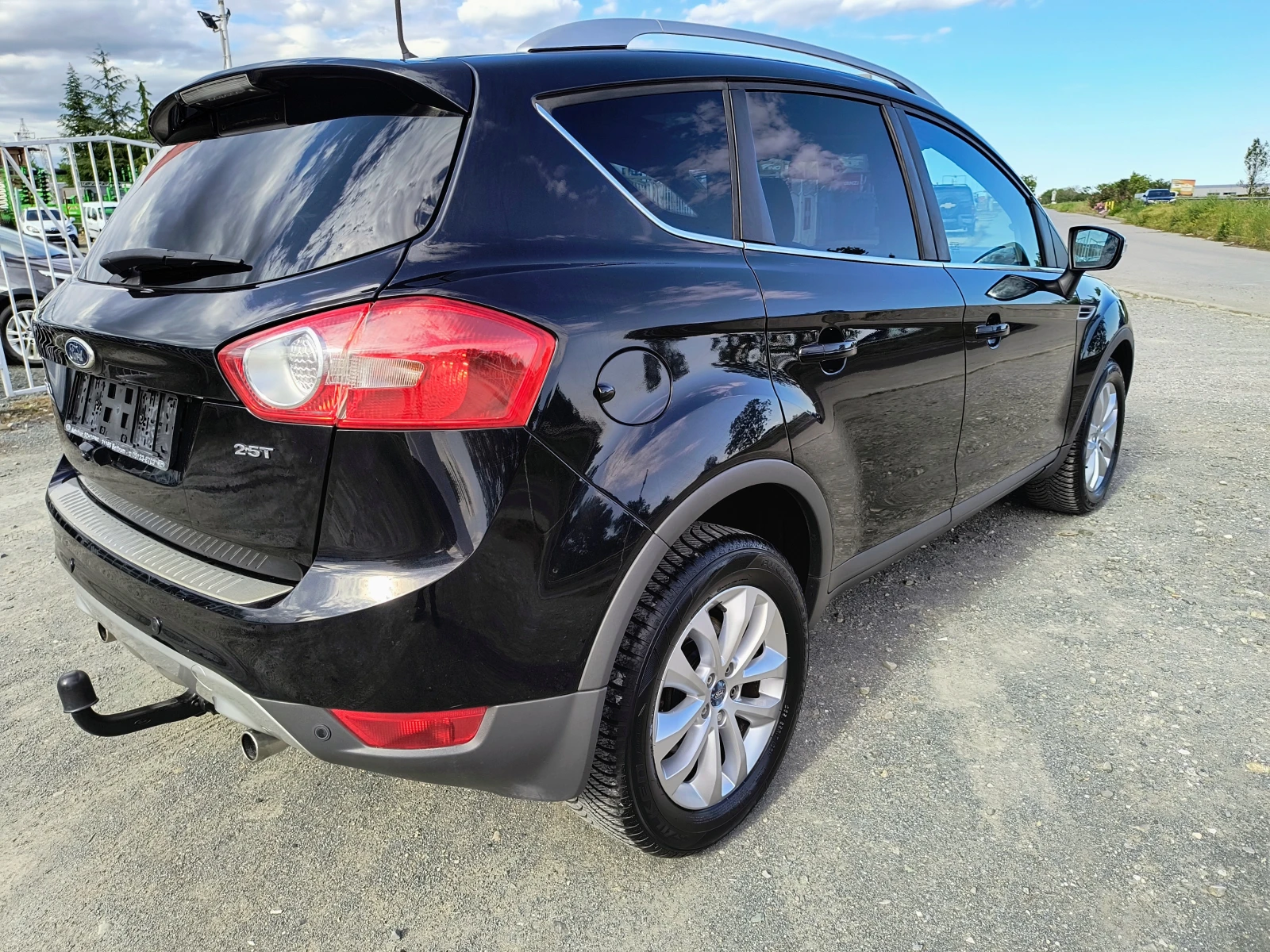 Ford Kuga 2.5-200 КС 4х4 бензин Панорама 6ск. - изображение 5