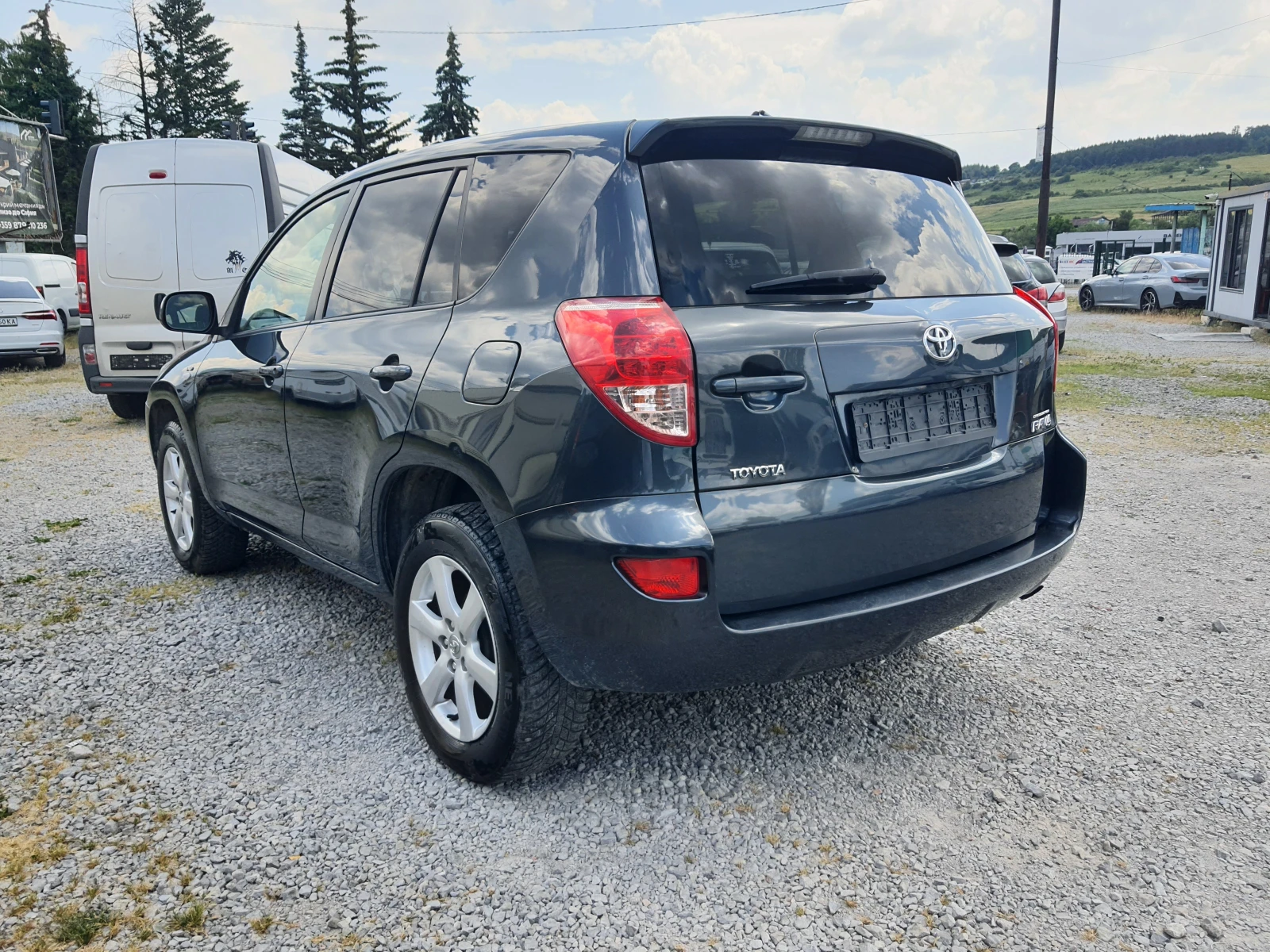 Toyota Rav4 2.2D4D - изображение 5