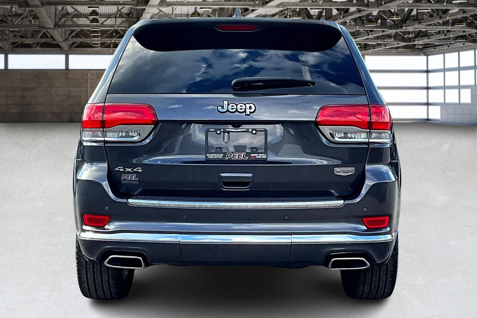 Jeep Grand cherokee SUMMIT V8 HEMI ДИСТРОНИК HARMAN KARDON ТЕЛЕВИЗОРИ - изображение 3