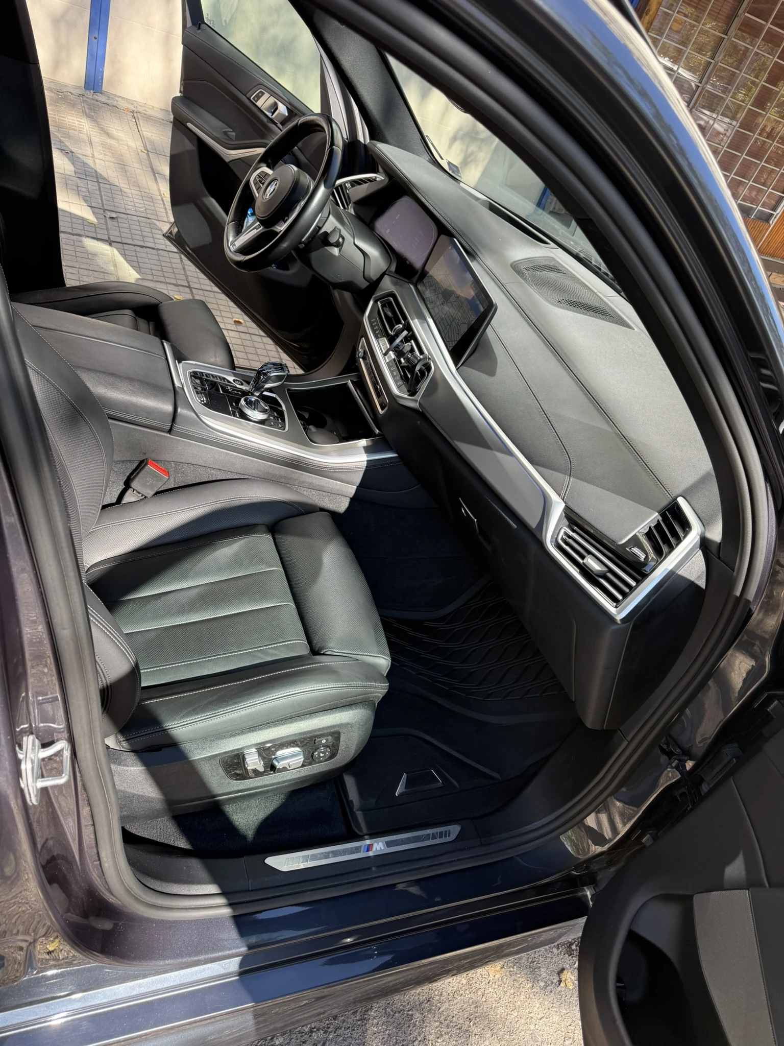 BMW X5 xDrive40i - изображение 8