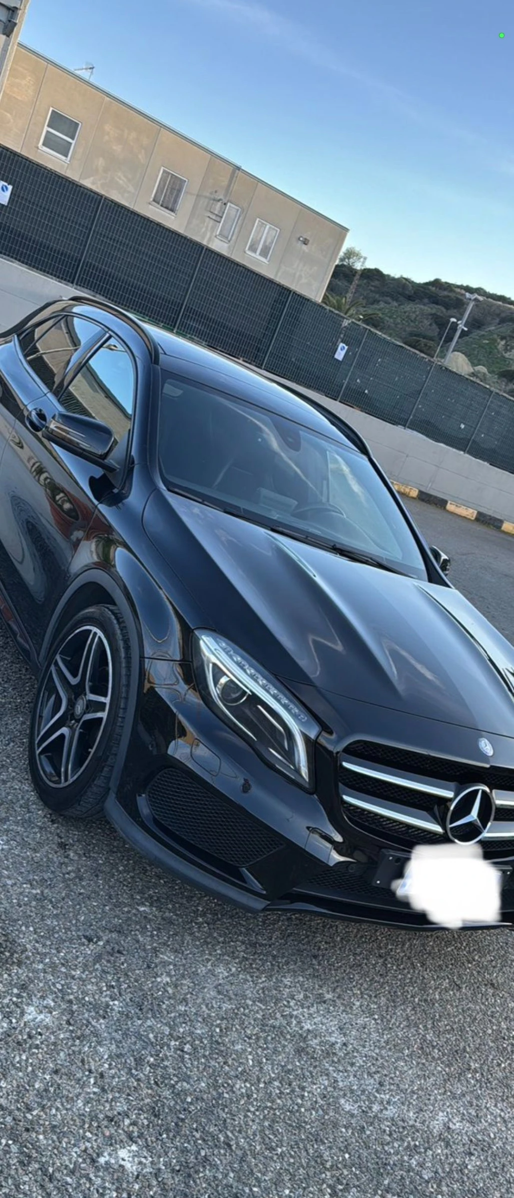 Mercedes-Benz GLA 200 2.0d AMG - изображение 2