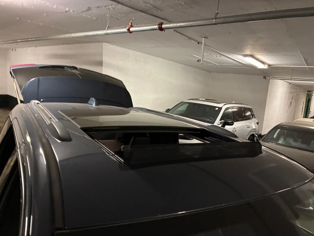 Jeep Grand cherokee SUMMIT* 3.6* Distronic* Обдух* Пано* H&K* Carplay, снимка 13 - Автомобили и джипове - 54110326