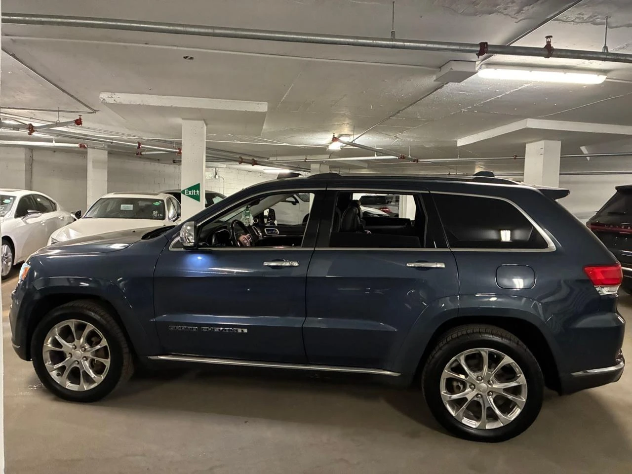 Jeep Grand cherokee SUMMIT* 3.6* Distronic* Обдух* Пано* H&K* Carplay, снимка 7 - Автомобили и джипове - 54110326