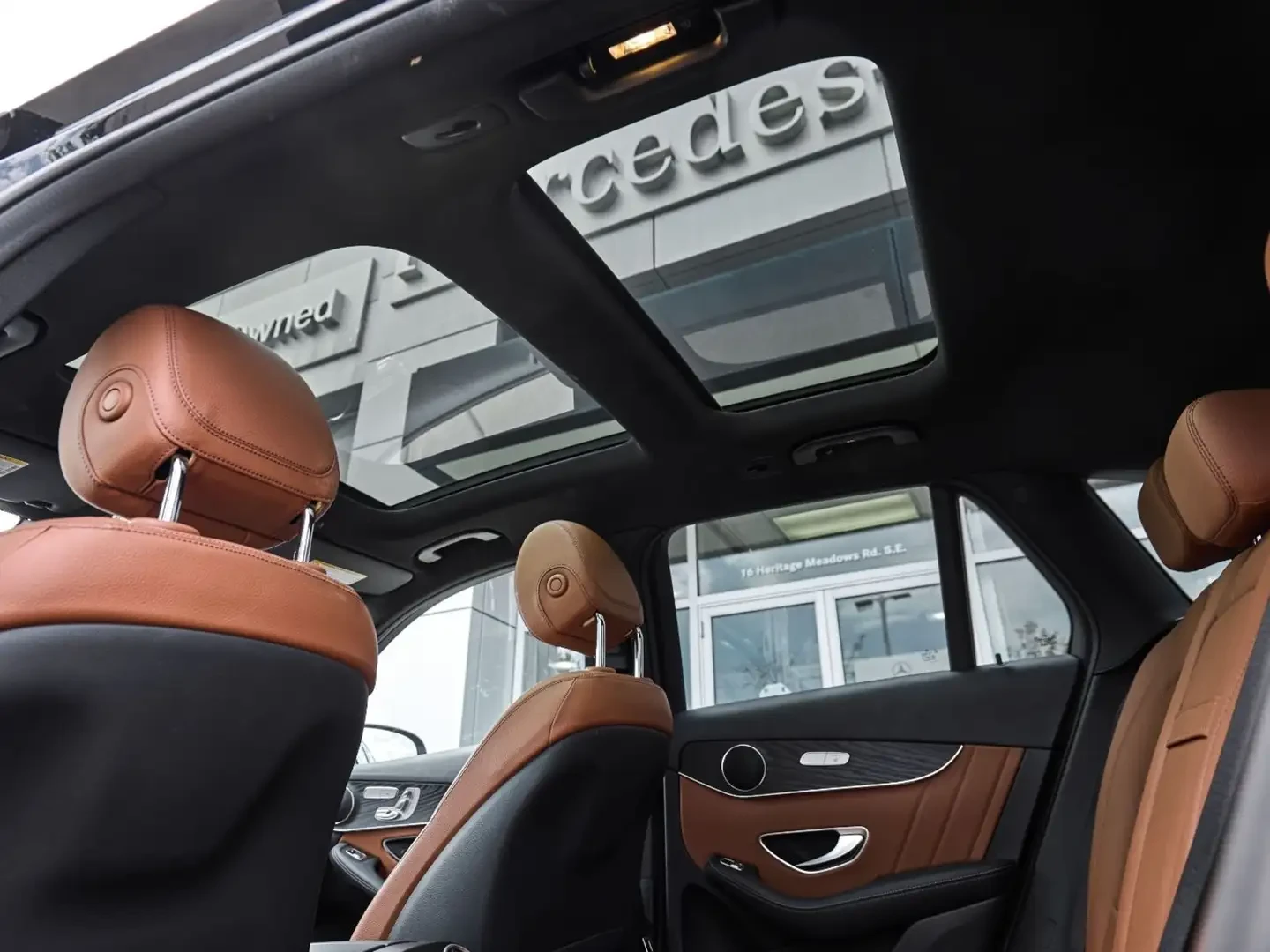Mercedes-Benz GLC 300 4MATIC, снимка 10 - Автомобили и джипове - 54887912