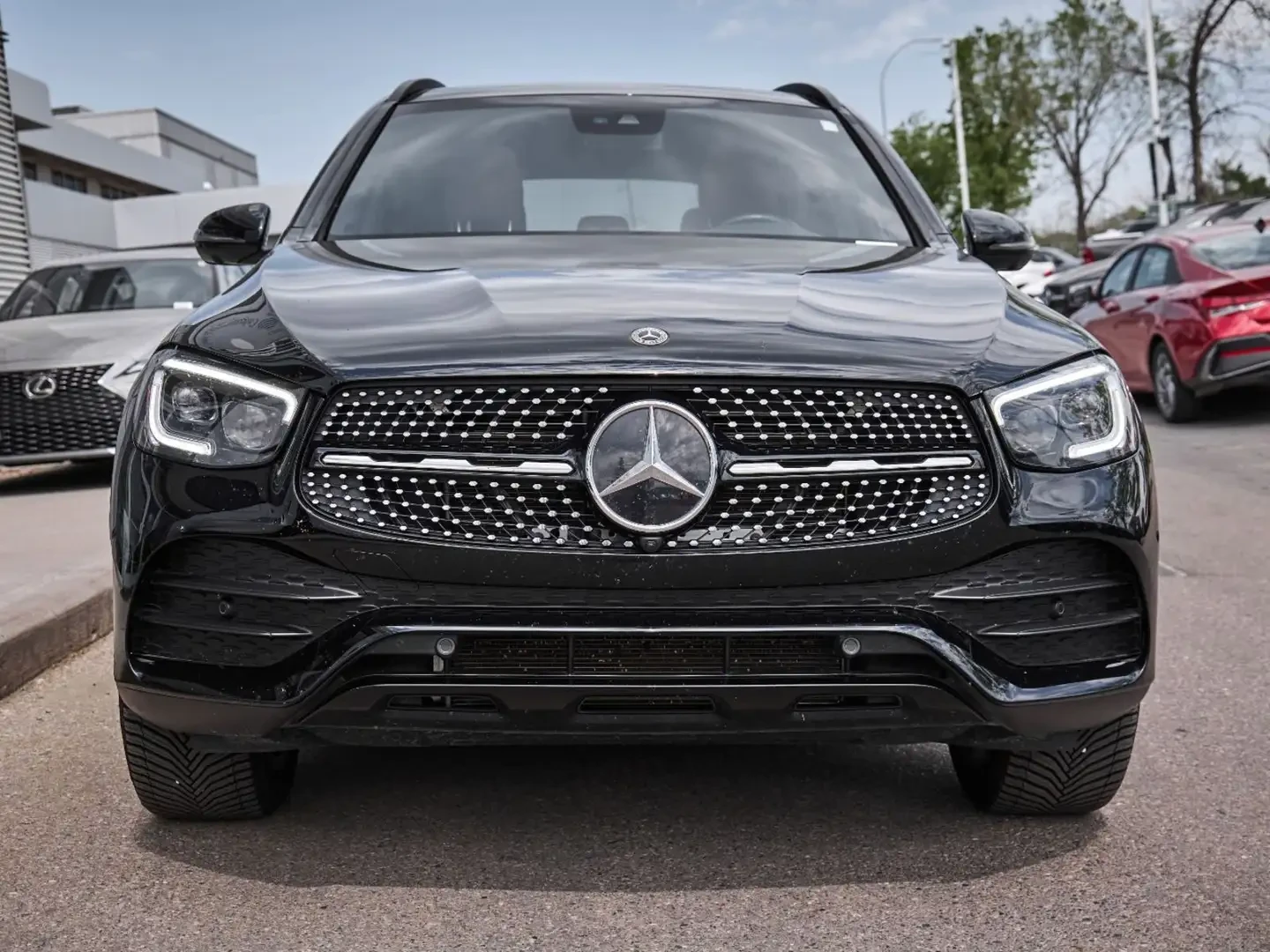 Mercedes-Benz GLC 300 4MATIC, снимка 2 - Автомобили и джипове - 54887912