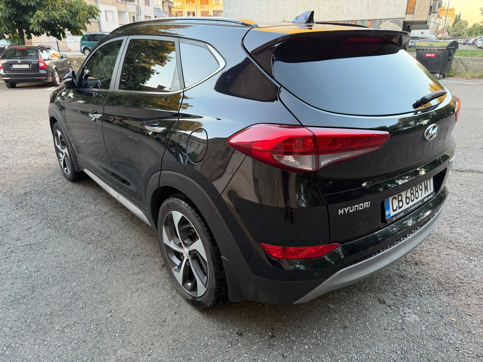 Hyundai Tucson  2.0CRDI Premium 4х4 , снимка 6 - Автомобили и джипове - 54905150
