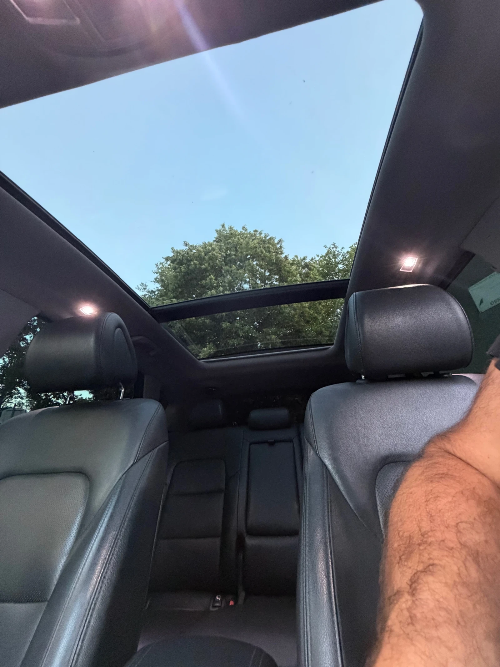 Hyundai Tucson  2.0CRDI Premium 4х4 , снимка 16 - Автомобили и джипове - 54905150
