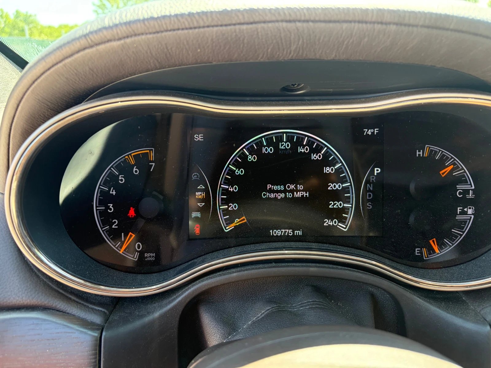 Jeep Grand cherokee 5.7 Hemi, снимка 8 - Автомобили и джипове - 55276701