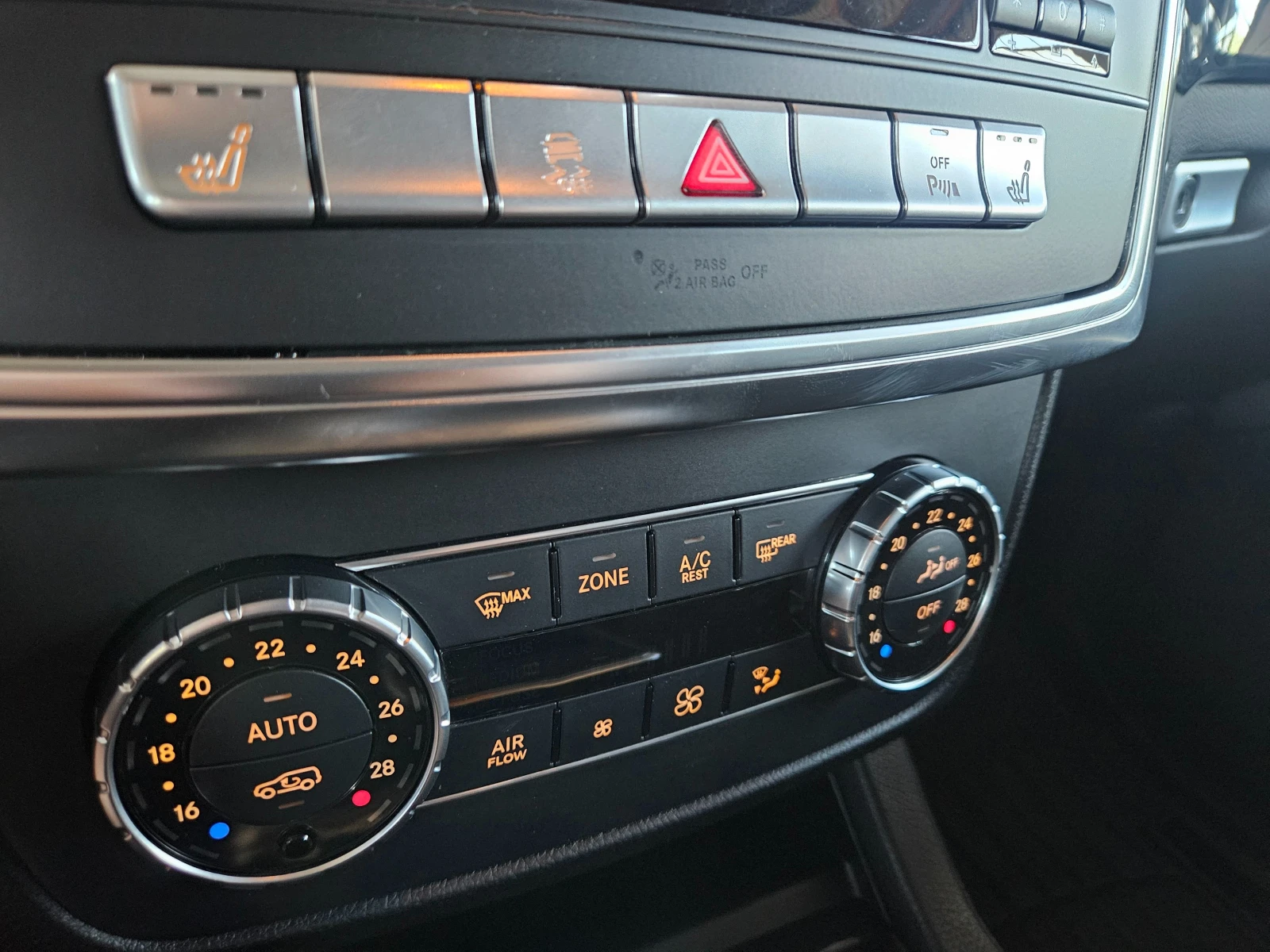 Mercedes-Benz GL 350 AMG pack, снимка 13 - Автомобили и джипове - 55713098