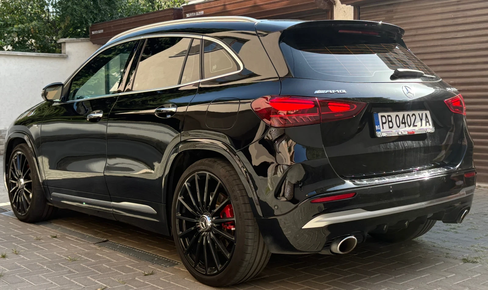 Mercedes-Benz GLA 45 AMG 35 AMG * Панорама * Подгрев * Burmester * , снимка 6 - Автомобили и джипове - 55877927
