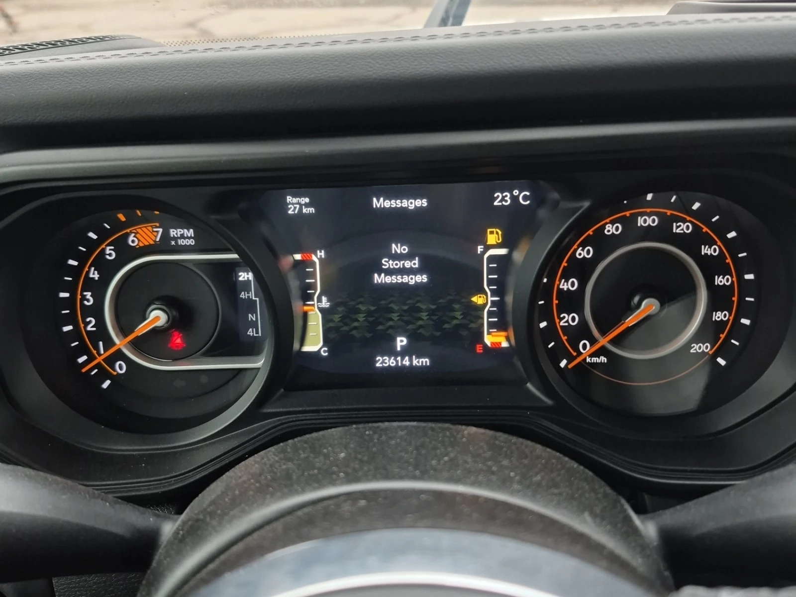 Jeep Wrangler Sahara* CARFAX* АВТОКРЕДИТ БЕЗ ПЪРВОНАЧАЛНА ВНОСКА, снимка 8 - Автомобили и джипове - 56132895