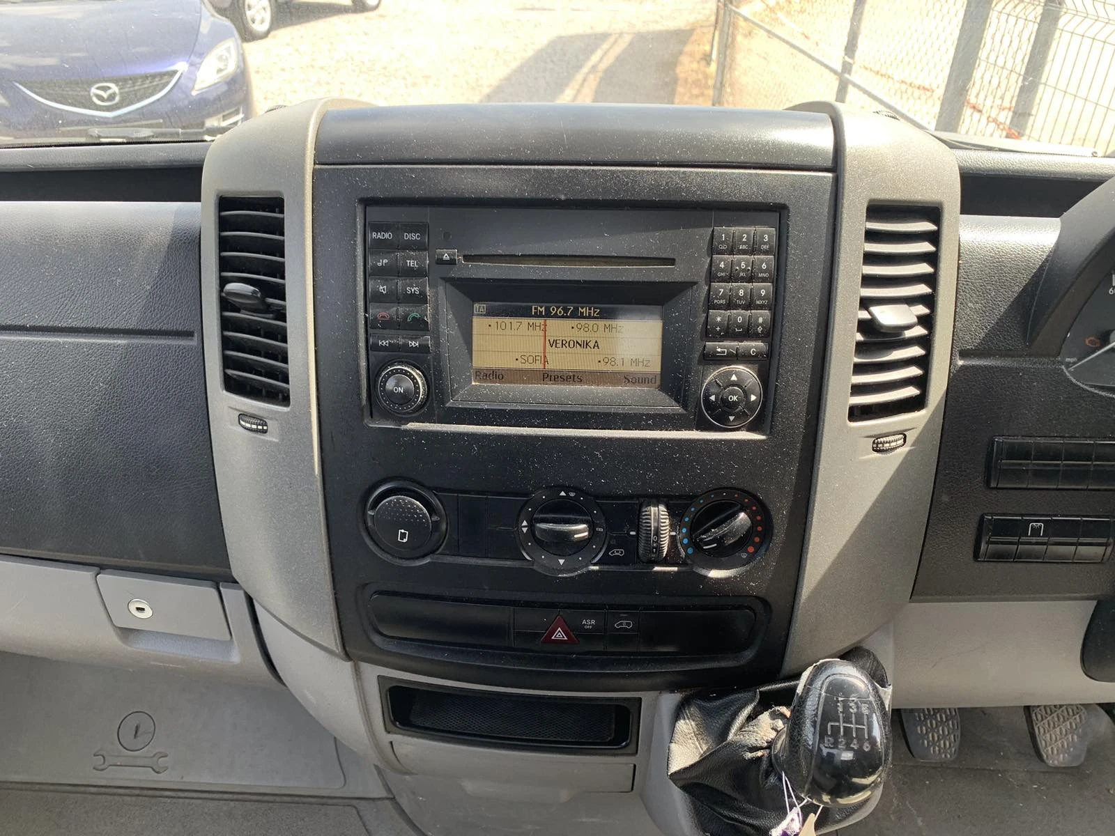 Mercedes-Benz 313 313CDi/бордови - изображение 5