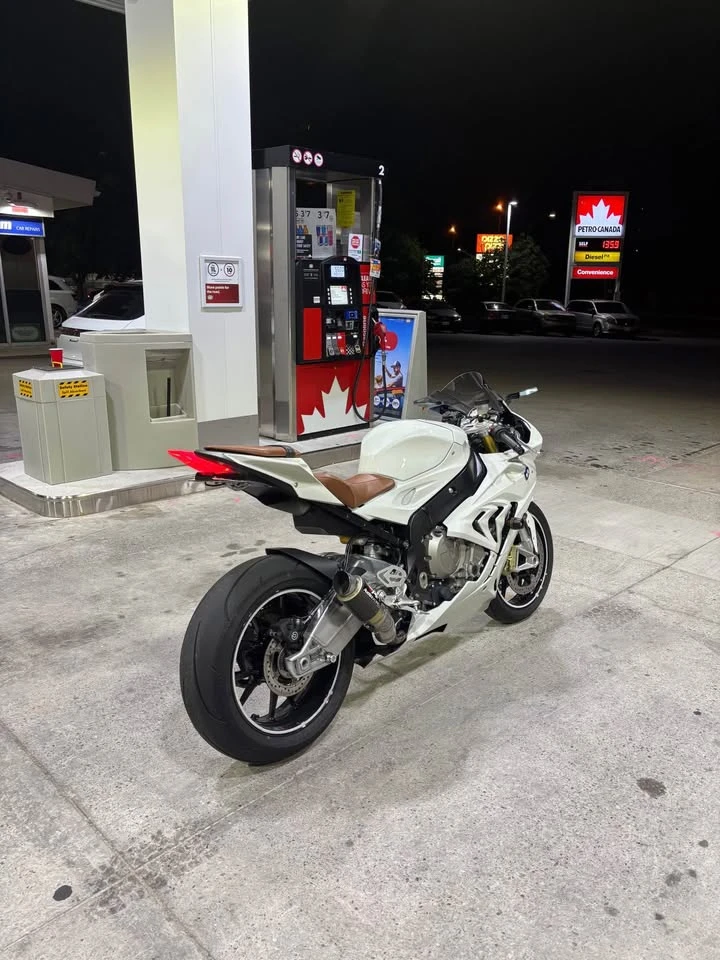 BMW S * 1000rr* CARFAX * БЕЗ ПЪРВОНАЧАЛНА ВНОСКА - изображение 7