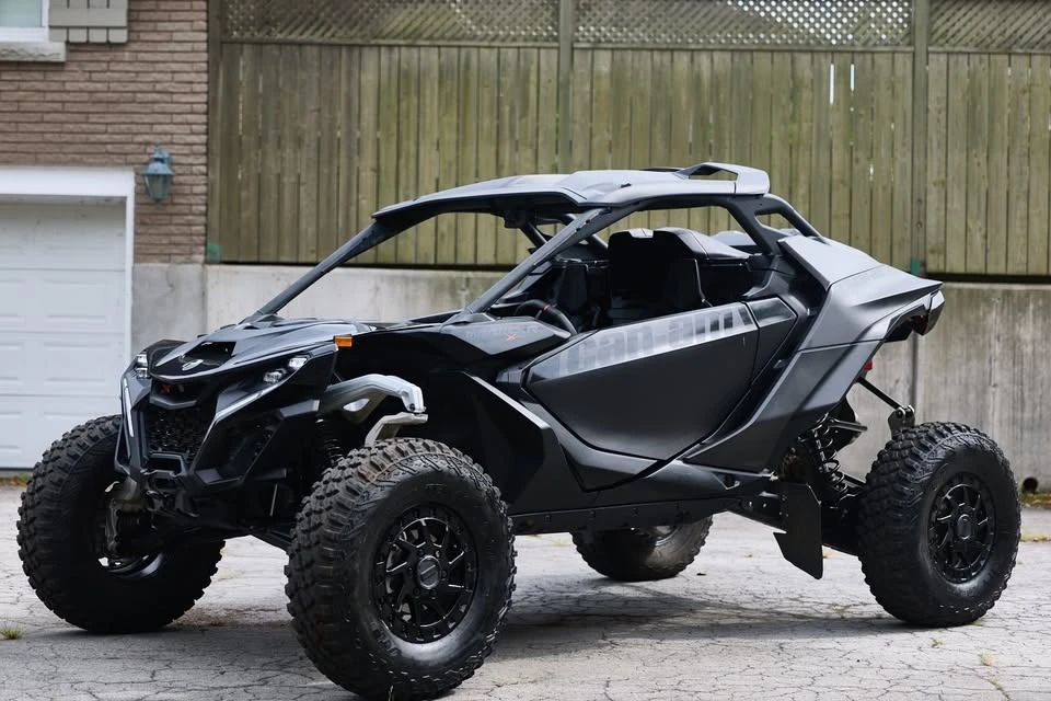 Can-Am Maverick R XRS * * CARFAX * * АВТО КРЕДИТ * *  - изображение 5