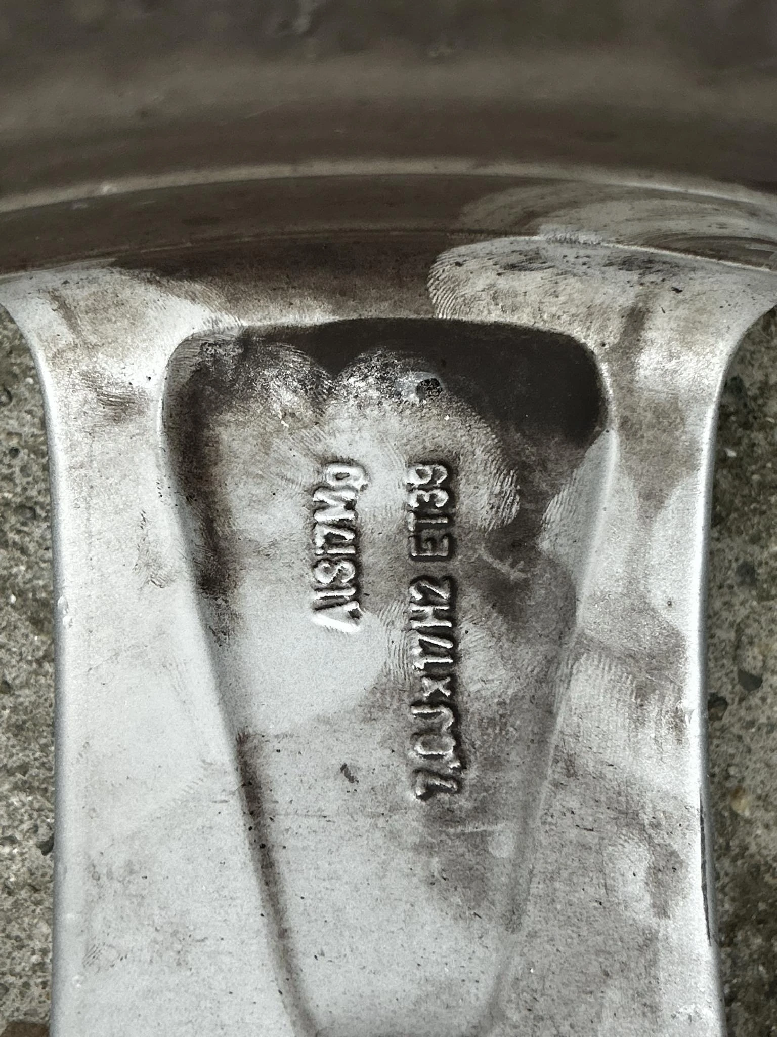    235/45R17  VW | Mobile.bg   8