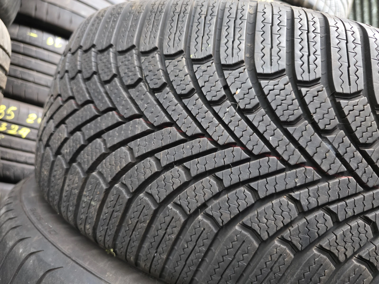 Гуми Зимни 255/45R19