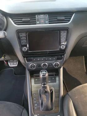 Skoda Octavia Scout 2.0d, снимка 11