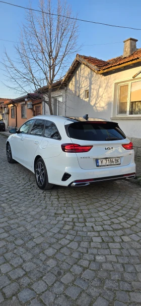 Kia Ceed Plug In Hybrid, снимка 4